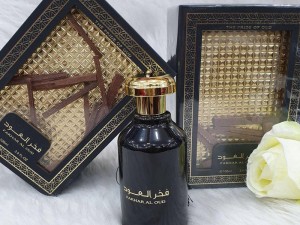 عطر ادکلن فخر العود مردانه عربی