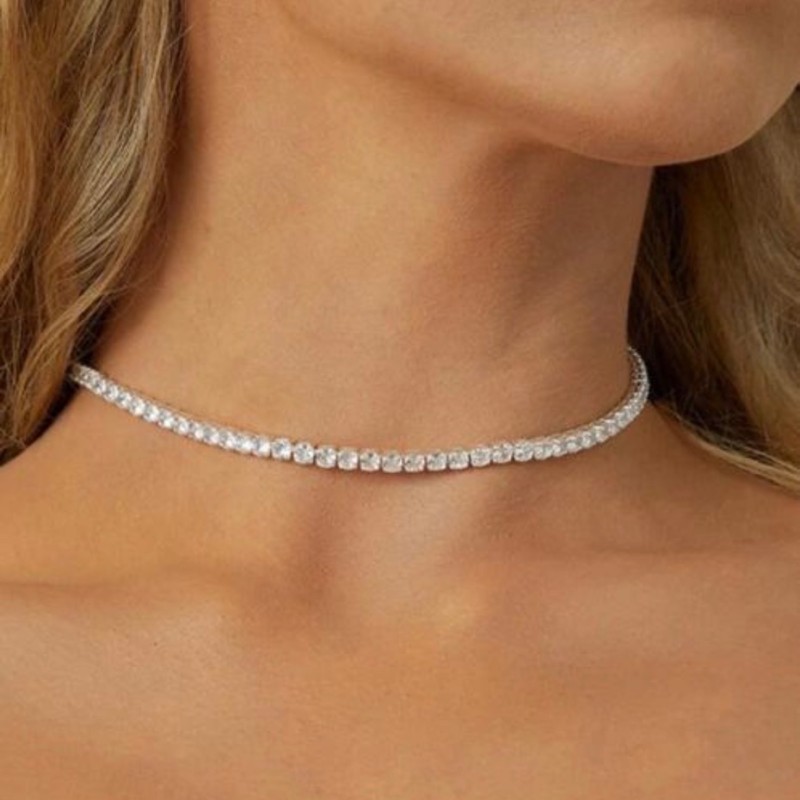 گردنبند نگین دار