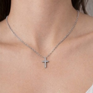 گردنبند نگین دار