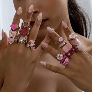 انگشترهای صورتی