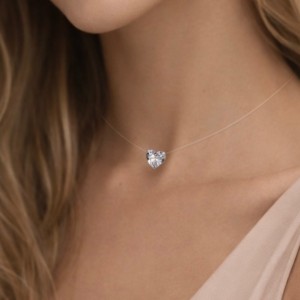 گردنبند نامرئی