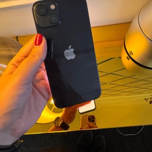 iPhone 13 - 256GB Ram6 Midnight کارکرده در حد نو