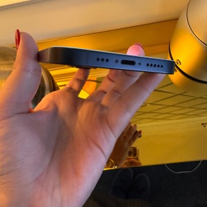 iPhone 13 - 256GB Ram6 Midnight کارکرده در حد نو