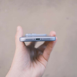 گوشی موبایل اپل مدل iPhone 18 Pro Zaa تک سیم کارت ظرفیت 256 گیگابایت و رم 12 گیگابایت با کد رجیستری (نقدی)