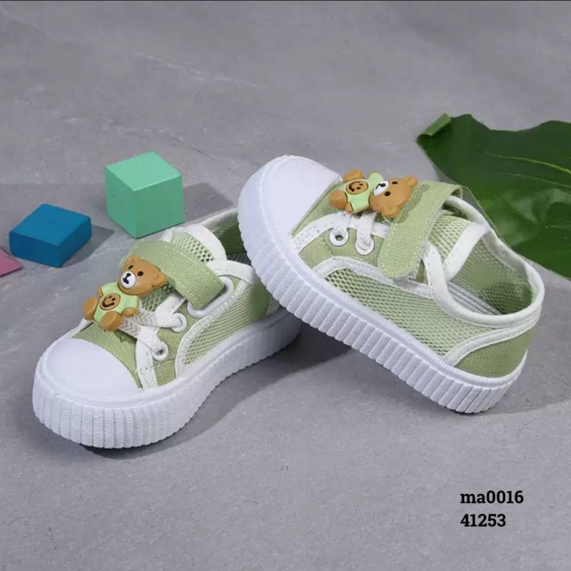 کتونی طبی وارداتی بچگونه