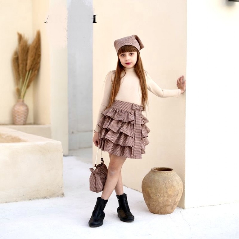 دامن دخترونه همراه کیف و دستمال سر