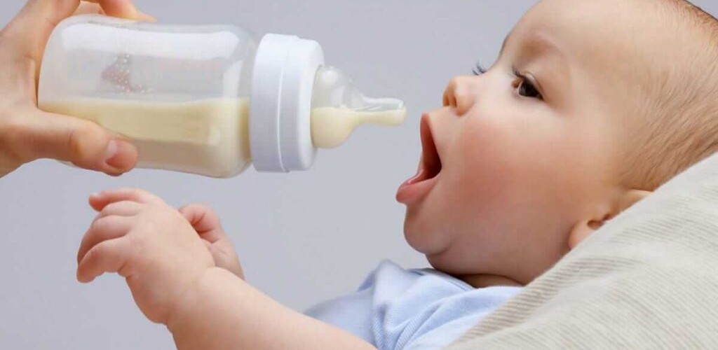 شیر خشک و عوارض و فواید استفاده از آن