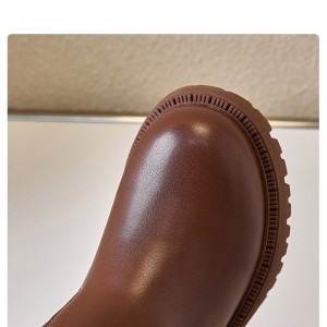 بوت وارداتی بچگانه