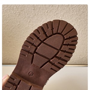 بوت وارداتی بچگانه