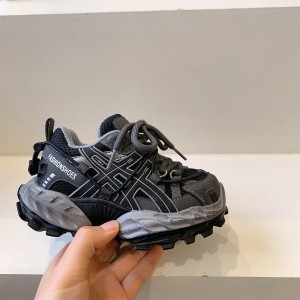 کتونی بچگانه اسپرت فشن وارداتی