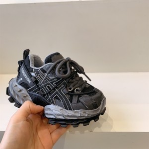 کتونی بچگانه اسپرت فشن وارداتی