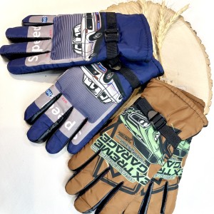 دستکش ضدآب پسرونه