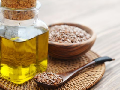 جادوی امگا 3 در یک بطری: چرا روغن تخم کتان باید در رژیم غذایی شما باشد؟