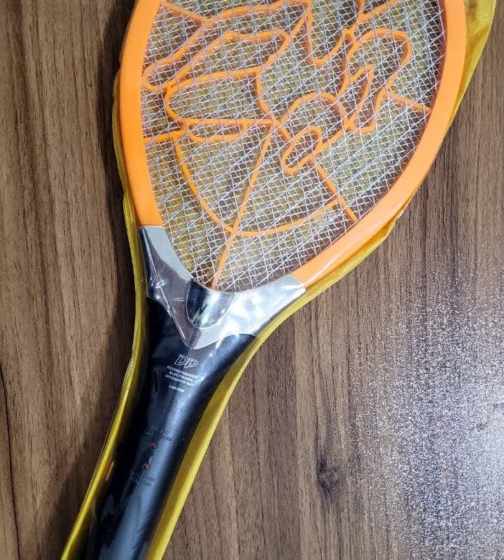 حشره کش برقی راکتی برند  DP مدل LED-806