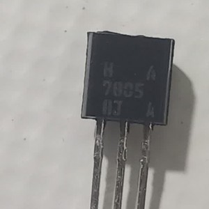 رگولاتور ولتاژ 7805 سایز TO-92 ساخت تایوان کیفیت عالی