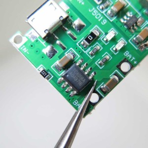 ماژول افزاینده و شارژر باتری 18650 با پورت Micro USB