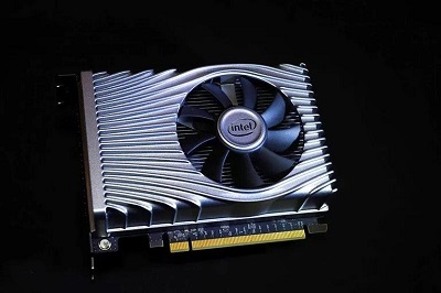 عرضه کارت گرافیک Iris XeMax اینتل به شرکت های تولیدی آغاز شده است