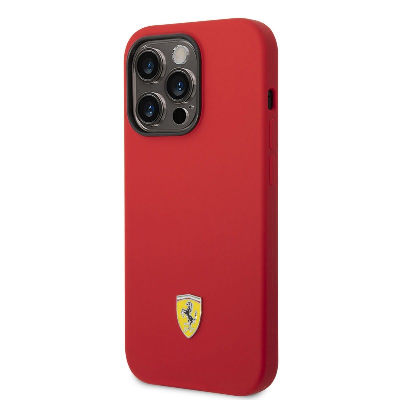کاور scuderia ferrari مناسب گوشی آیفون 13pro max