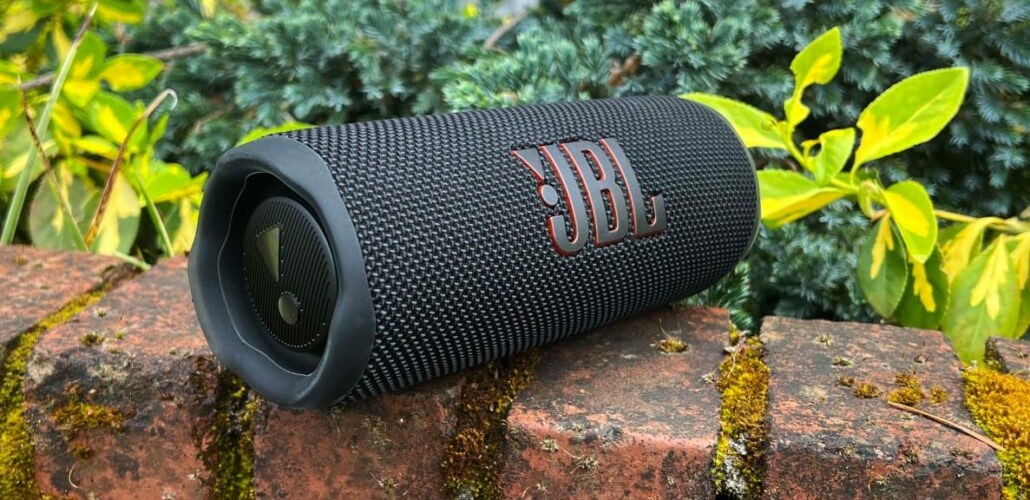 راهنمای خرید بهترین اسپیکر JBL