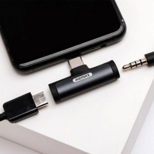 مبدل USB-C به AUX/ USB-C ریمکس مدل RL-LA03a