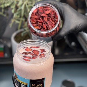 میکس نارگیل و توت فرنگی موکا