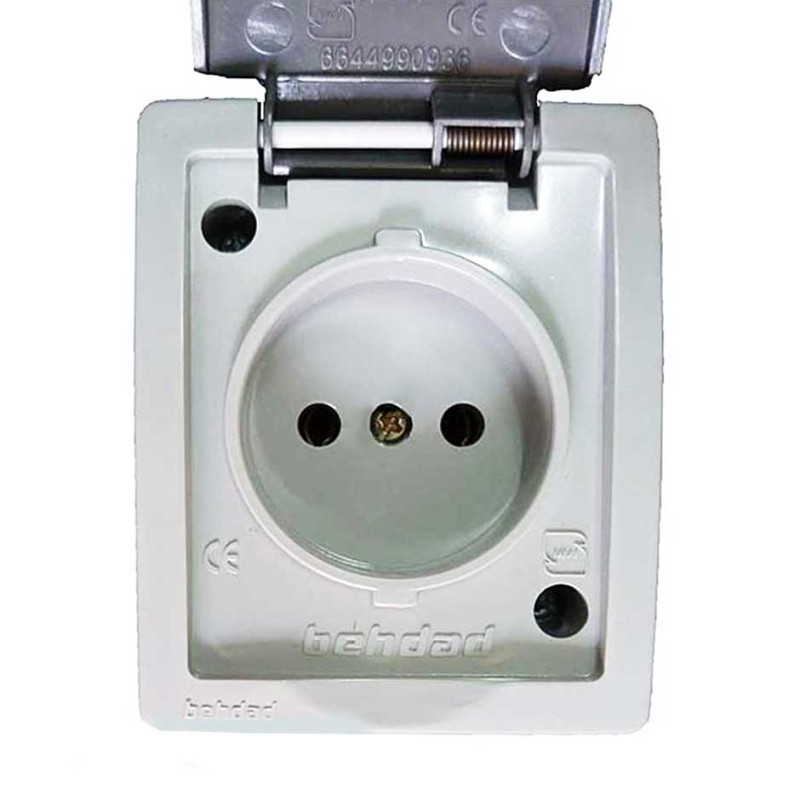 پریز برق صنعتی روکار (مغزی پلی آمید) بهداد الکتریک مدل بارانی روکار