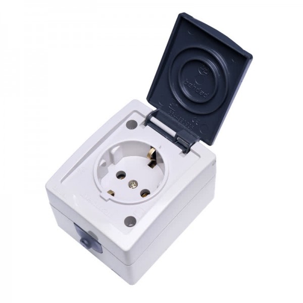 پریز برق صنعتی ارت دار روکار (مغزی سرامیک) بهداد الکتریک مدل بارانی روکار