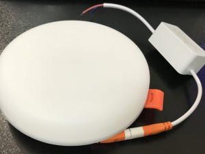 معرفی پنل فول لایت و هالوژن تمام نور فرانوین؛ نورپردازی یکنواخت و حرفه‌ای