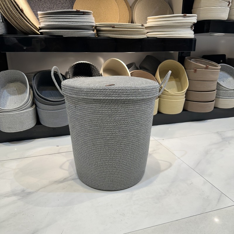 سبدرخت/سبدلباس