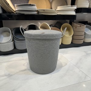 سبدرخت/سبدلباس