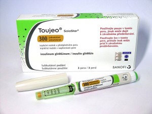 انسولین توجئو چیست؟ کاربرد، عوارض، تداخل دارویی و روش مصرف