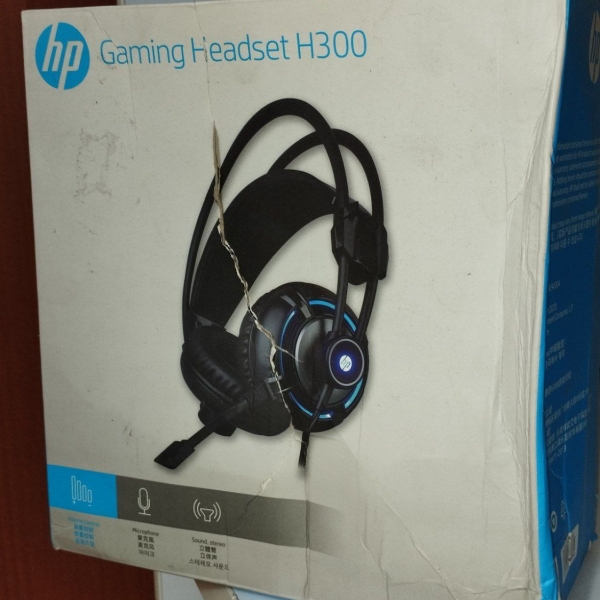 هدست گیمینگ gaming headset h300 (بسته‌بندی آسیب دیده)