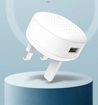 آداپتور ایکس او مدل  fast sharger  XO-L86(UK)