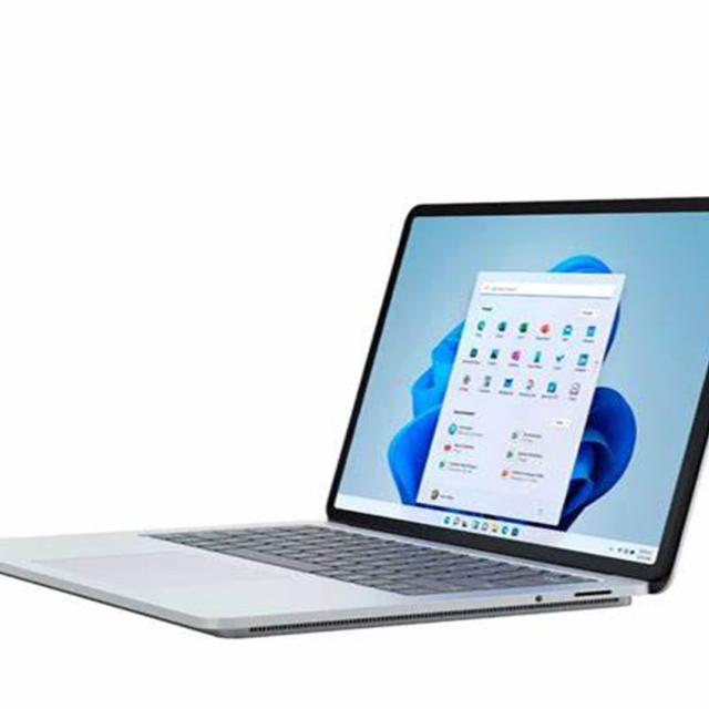 لپ تاپ سرفیس استودیو با ظرفیت 2 ترابایت Surface Laptop Studio for Business/Core i7/2T SSD/ MICROSOFT