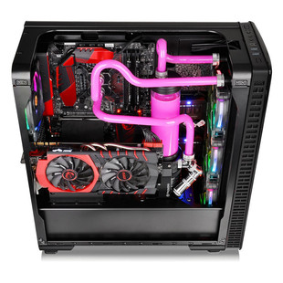 Thermaltake-View-28-RGB-Riing-Edition-Computer-Case-1