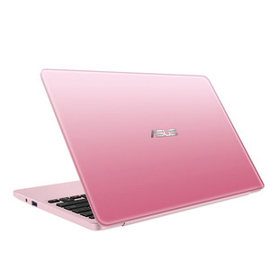 ASUS E203NA &#8211; A Laptop