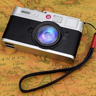 پاور بانک ريمکس مدل Lycra RPP-31 با ظرفيت 10000 ميلی آمپر ساعت