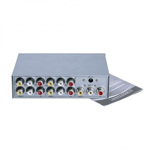 اسپلیتر AV چهار پورت Dtech DT-7204