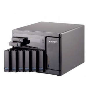 Qnap TVS-863 Plus 8G NAS - Diskless