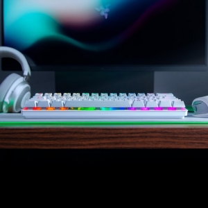 کیبورد Razer Huntsman Mini 60%