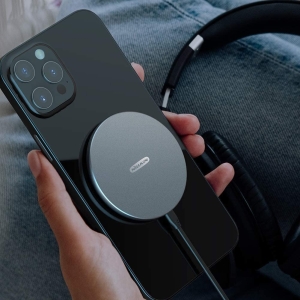 شارژر  بی سیم مغناطیسی ایکس او مدل magsafe magnetic wireless charger XO-CX008