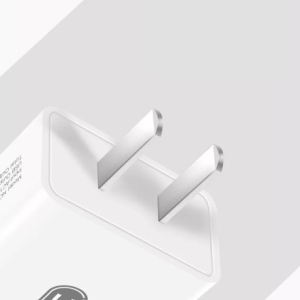 آداپتور ایکس او مدل  fast sharger  XO-L27