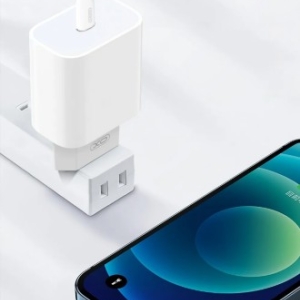 آداپتور ایکس او مدل fast sharger  XO-L80(EU)