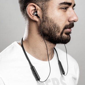 هدفون بی سیم  سونی مدل SONY Wireless Headset WI-C310