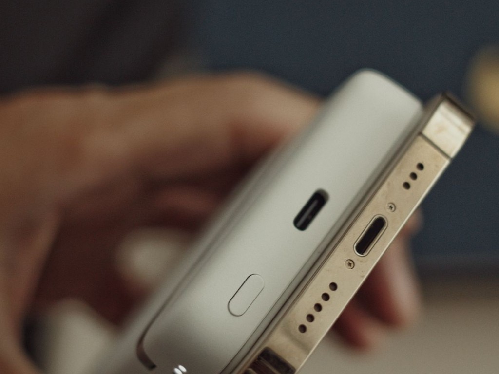 فروش پاور بانک مگ سیف دار