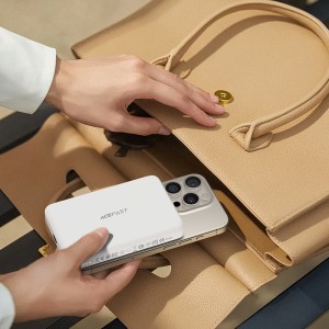 پاوربانک وایرلس 10000 مگ سیف ایس فست ACEFAST M26 توان 20 وات