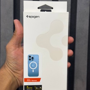 کاور اسپیگن مدل Ultra Hybrid MagFit مناسب برای گوشی موبایل اپل iPhone 16 ProMax