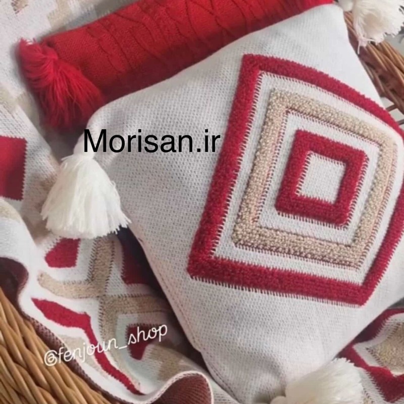 کاور کوسن پانچ دوزی رنگ‌ قرمز