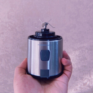 شیکر شارژی پاورولوجی مدل 126W Portable گنجایش 0.45 لیتر