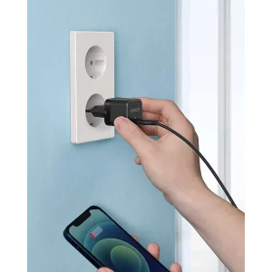 شارژر دیواری 20 وات انکر مدل PowerPort III A2149 Cube .webp